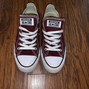 CONVERSE all star burgandy/ maroon shoes